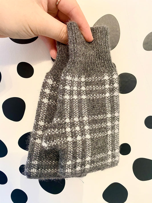 Grey Check Fingerless Gloves