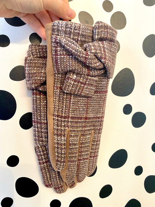 Peach Special Gloves