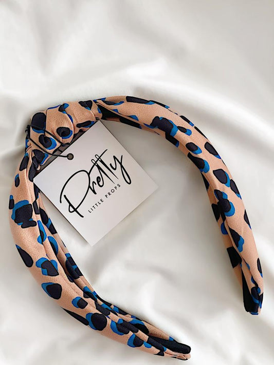 Pretty Little Props Sally peach leopard band